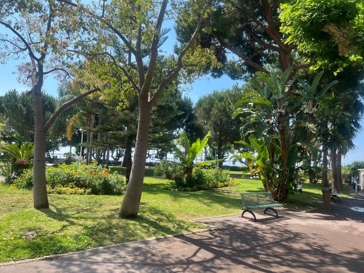 Piscine Plages A 100 M, Palais Des Festivals A 15Mn A Pied Dans La Banane Cannes Exteriör bild
